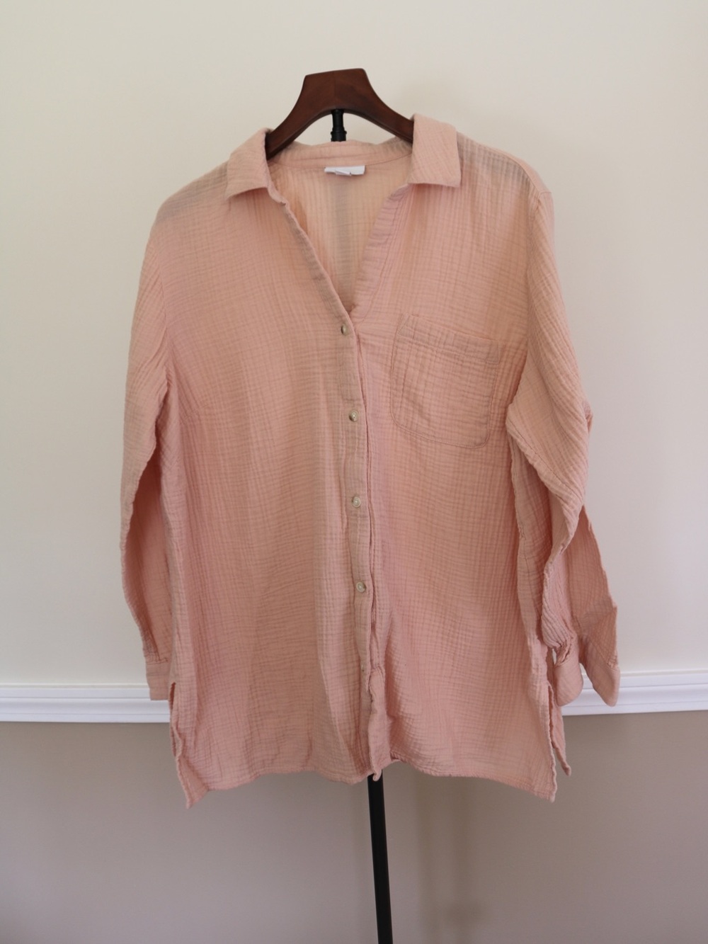J. Jill Soft Pale Pink Gauze Shirt textured button down lightweight beach cover